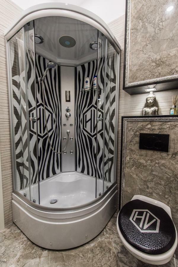 H & V Residence - Diamond Bungalow Apartment Arad Exteriér fotografie